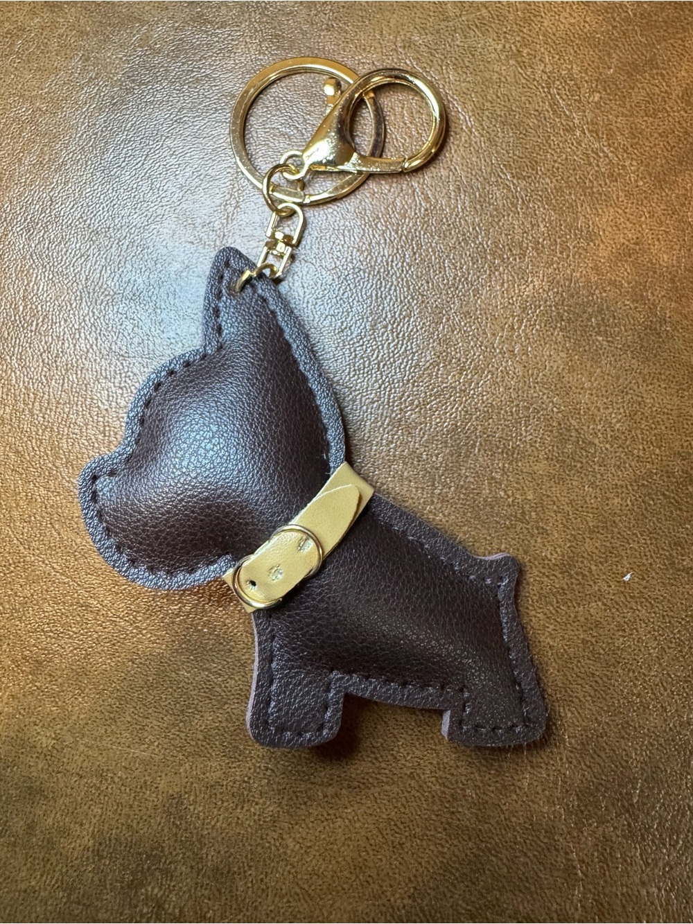 NWT Brown Leather Dog Bag Charm with Gold Hardware 🐶